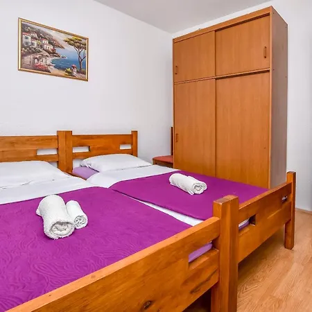Pepa Rogoznica (Sibenik-Knin)