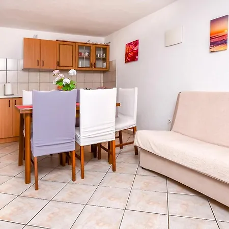 Pepa Apartment