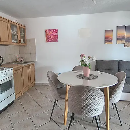 Pepa Apartman Rogoznica (Sibenik-Knin)